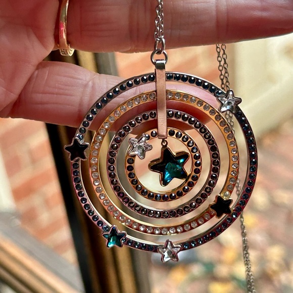 Swarovski Sultan Star Circle Necklace - Picture 5 of 5